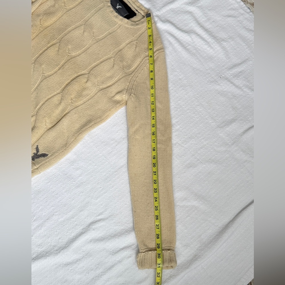 Vintage wool American Eagle Cream cable knit sweater with embroidered logo sz M - Picture 9 of 10